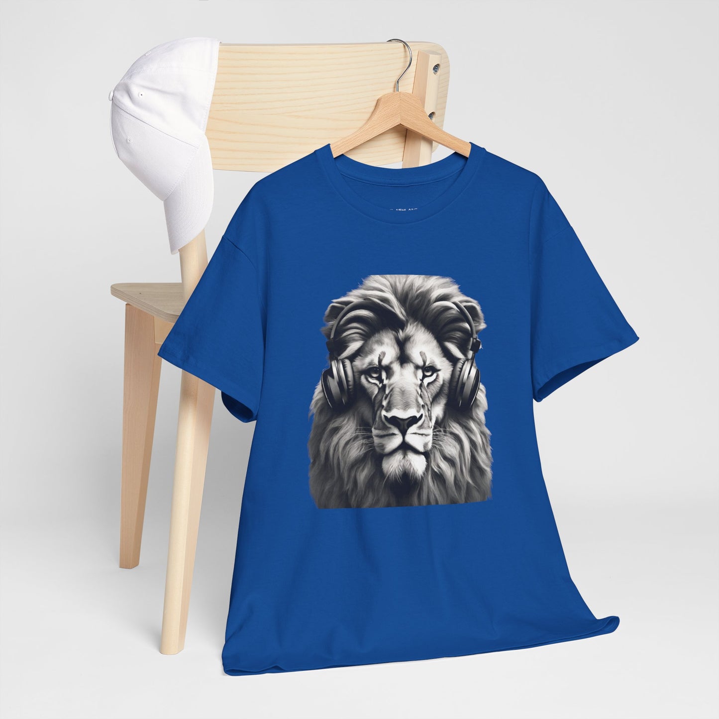 Lion Training with Headphones - Flashlander Gym Shirt