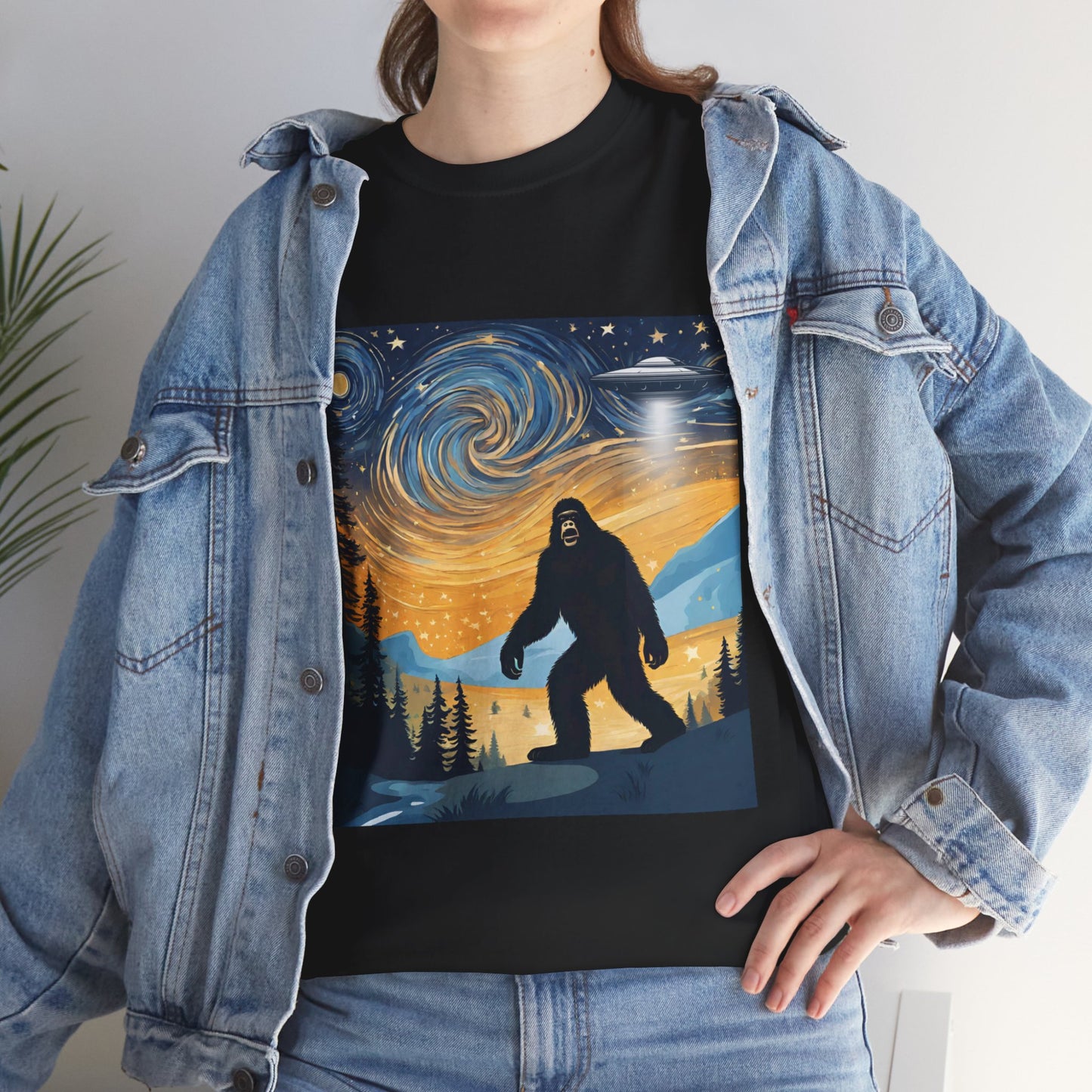 Funny Starry Night Stroll Bigfoot Encounters UFO Abduction - Flashlander Gym Shirt