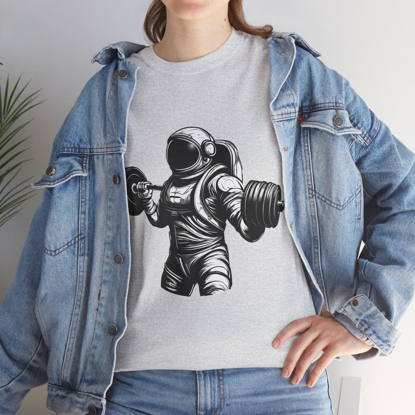 Camiseta de culturista astronauta: rompiendo límites en el espacio Camiseta gráfica de gimnasio Flashlander