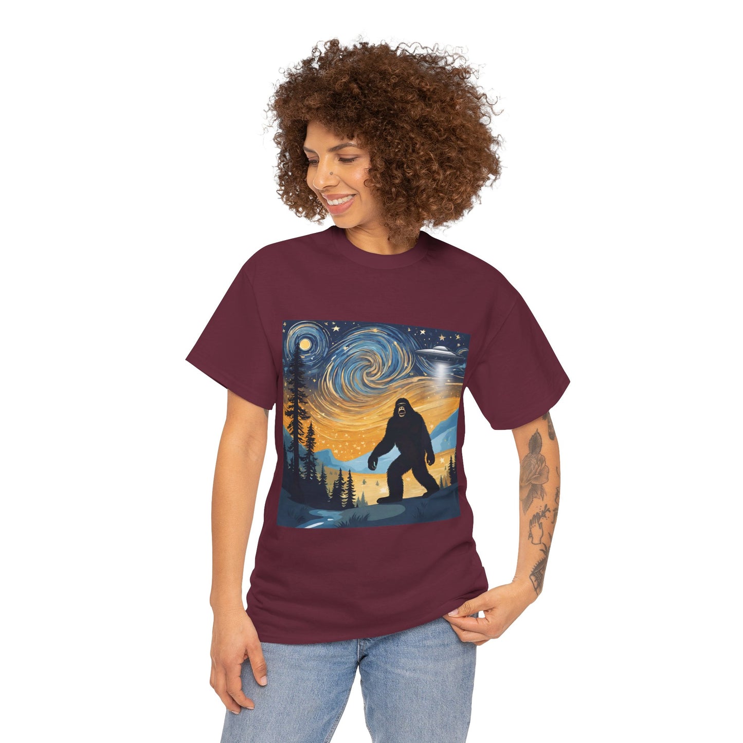 Funny Starry Night Stroll Bigfoot Encounters UFO Abduction - Flashlander Gym Shirt