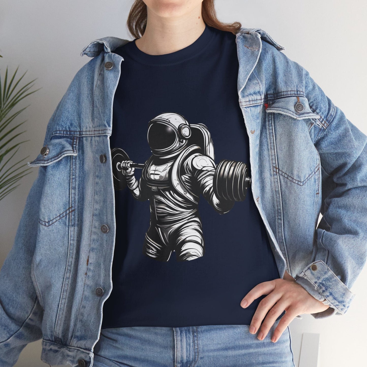 Camiseta de culturista astronauta: rompiendo límites en el espacio Camiseta gráfica de gimnasio Flashlander