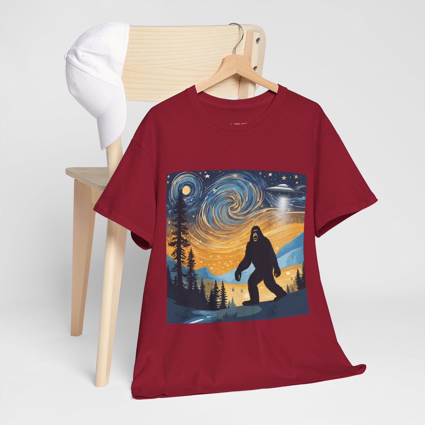 Funny Starry Night Stroll Bigfoot Encounters UFO Abduction - Flashlander Gym Shirt