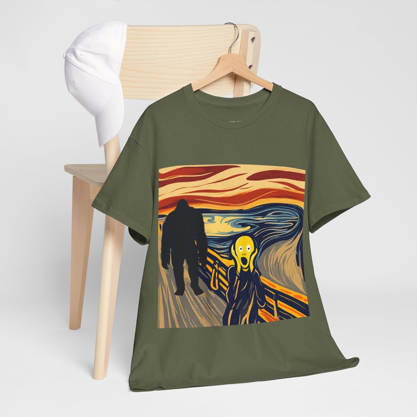 The Scream Meets Bigfoot A Startling Encounter - Flashlander Gym Shirt