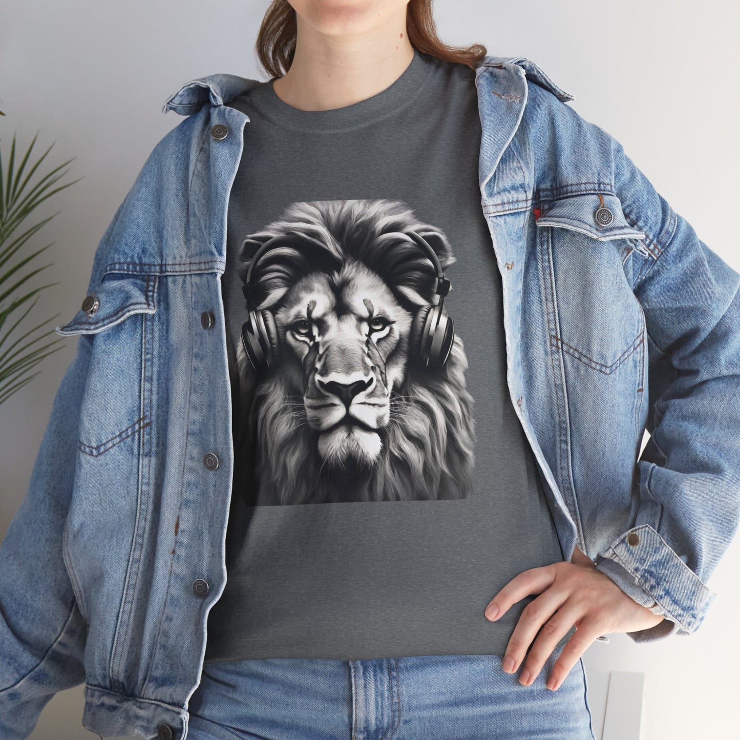 Lion Training with Headphones - Flashlander Gym Shirt