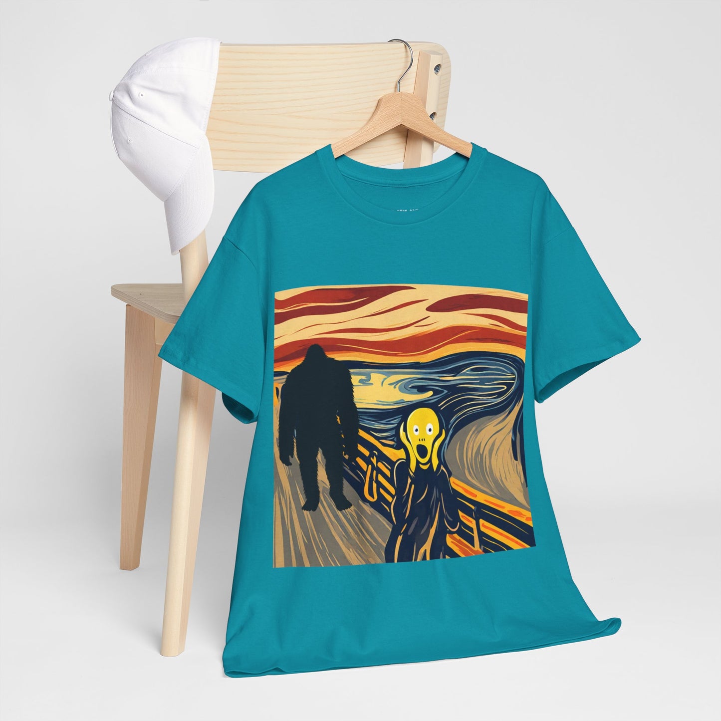 The Scream Meets Bigfoot A Startling Encounter - Flashlander Gym Shirt