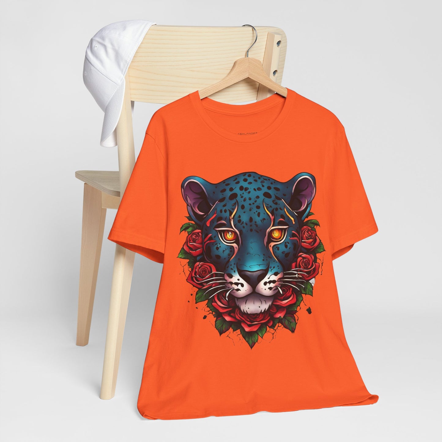 T-shirt graphique unisexe Jaguar Flames and Roses Flashlander