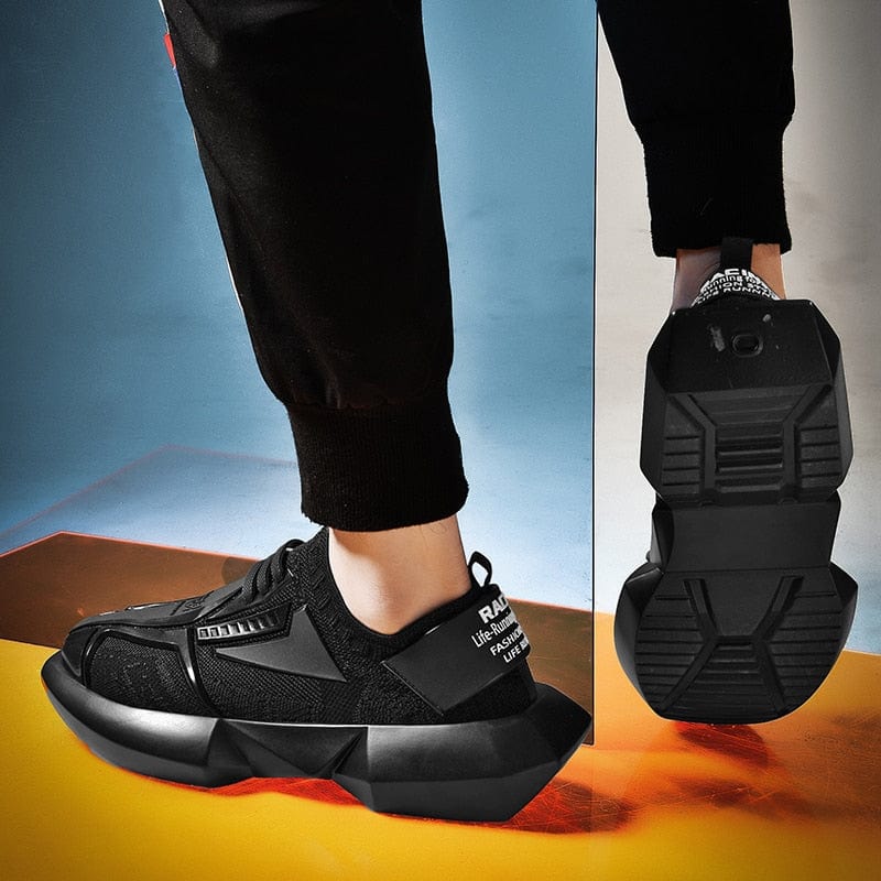 black shoes troyan flashlander model walking